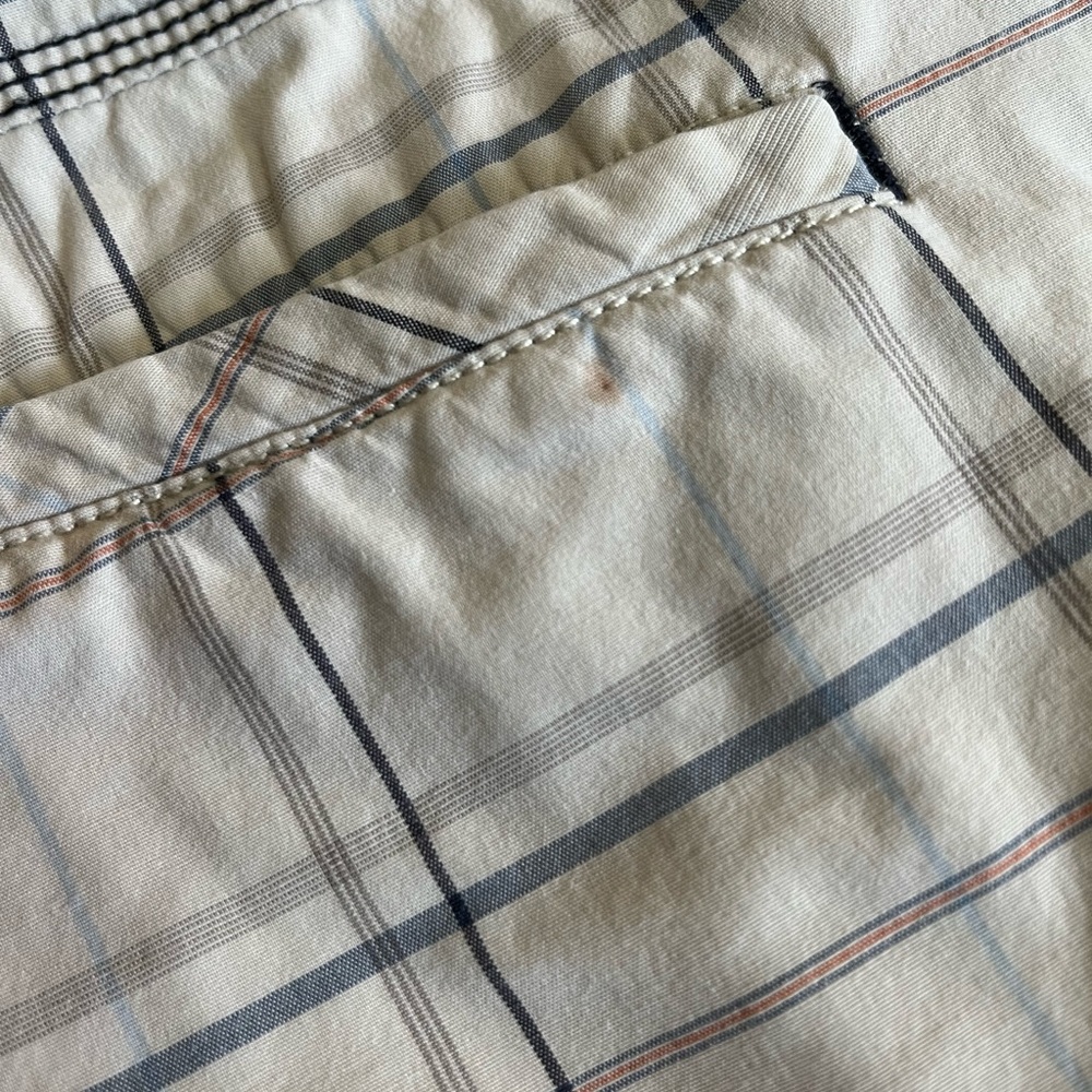 Adidas khaki stretch plaid shorts - Picture 14 of 14